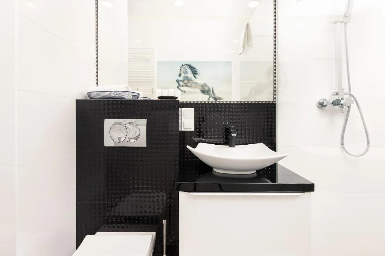 Riverview Gdansk Old Town By Renters Apartment